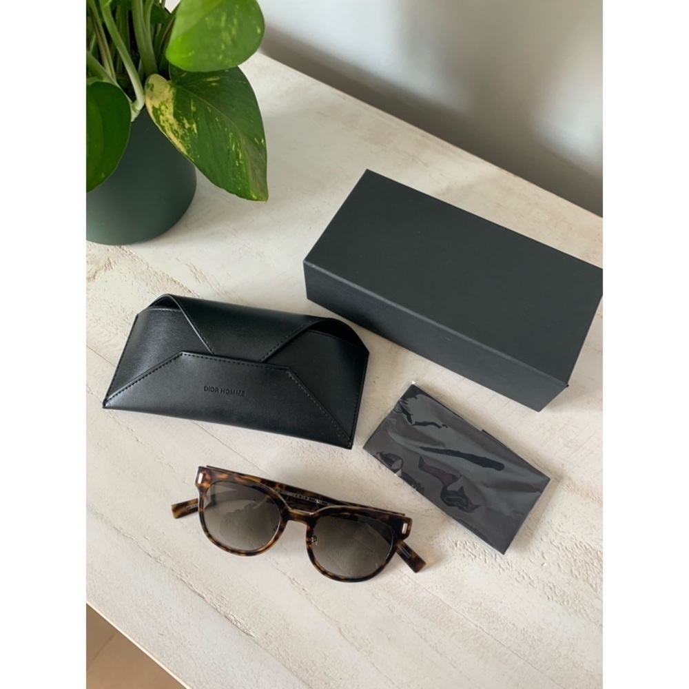NEW CHRISTIAN DIOR Men’s 50mm Tortoise Sunglasses